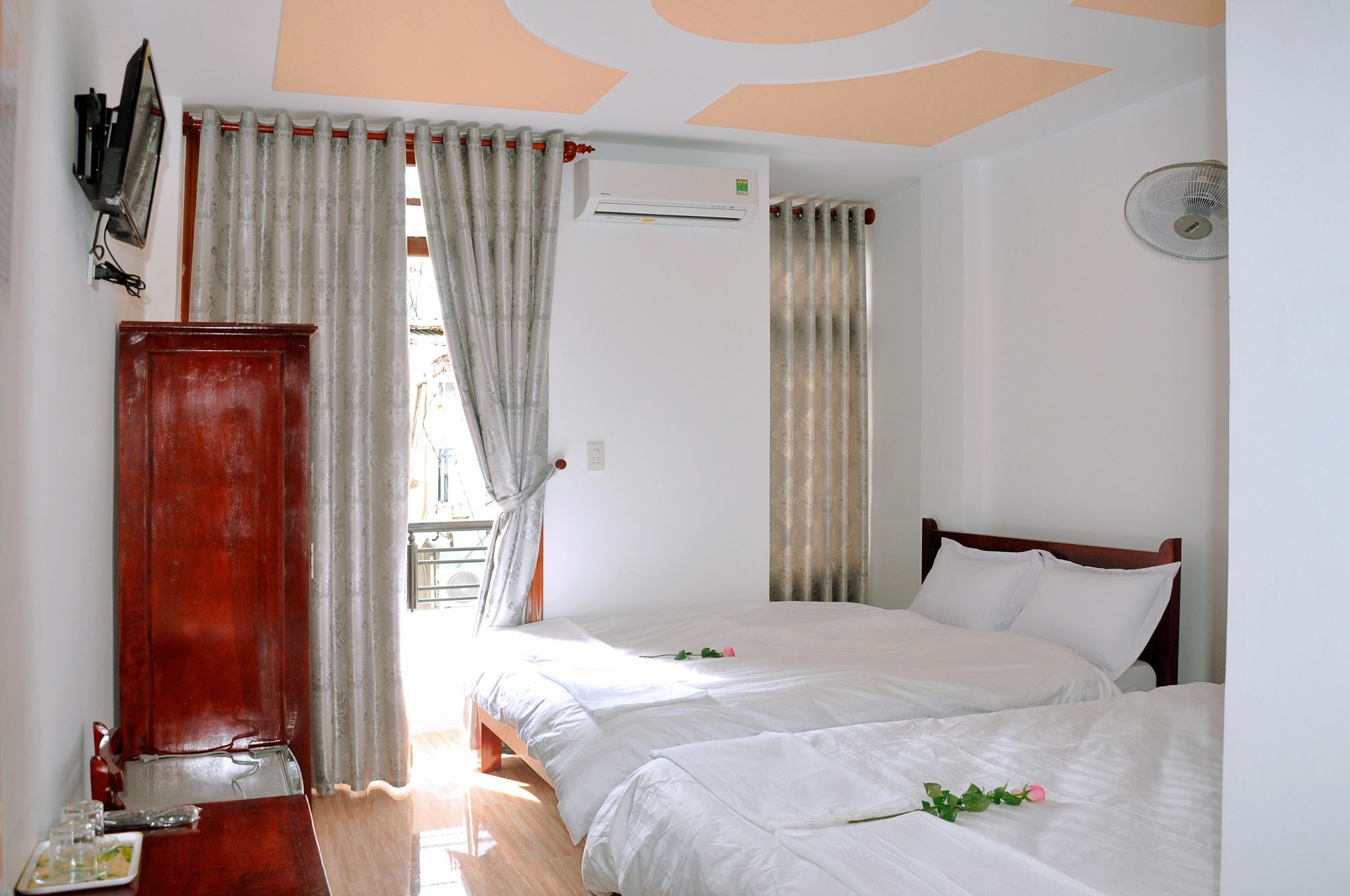 Ngoc Tung Mini Hotel Хюэ Экстерьер фото